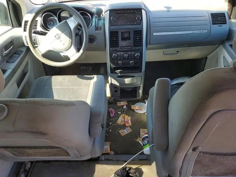 2010 DODGE CARAVAN   