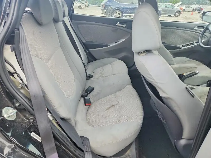 2014 HYUNDAI ACCENT GLS  