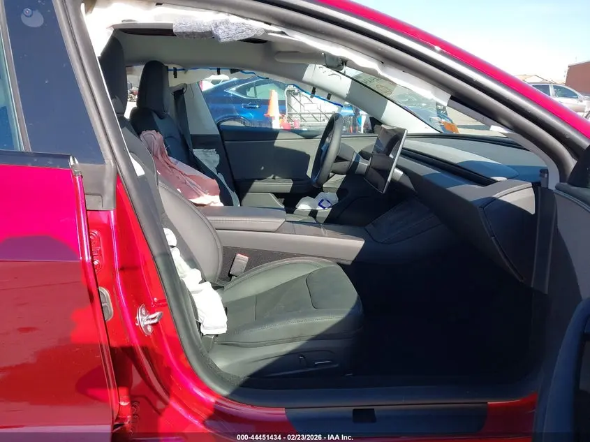2026 TESLA MODEL 3 PREMIUM REAR-WHEEL DRIVE/STANDARD REAR-WHEEL DRIVE