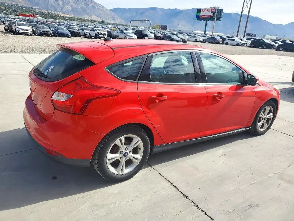 2014 FORD FOCUS SE  