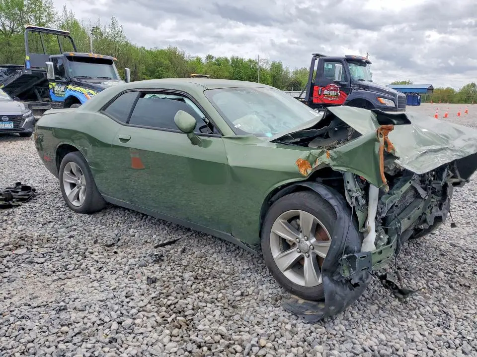2021 DODGE CHALLENGER SXT  