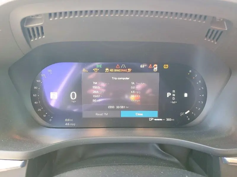 2023 VOLVO XC60 PLUS  