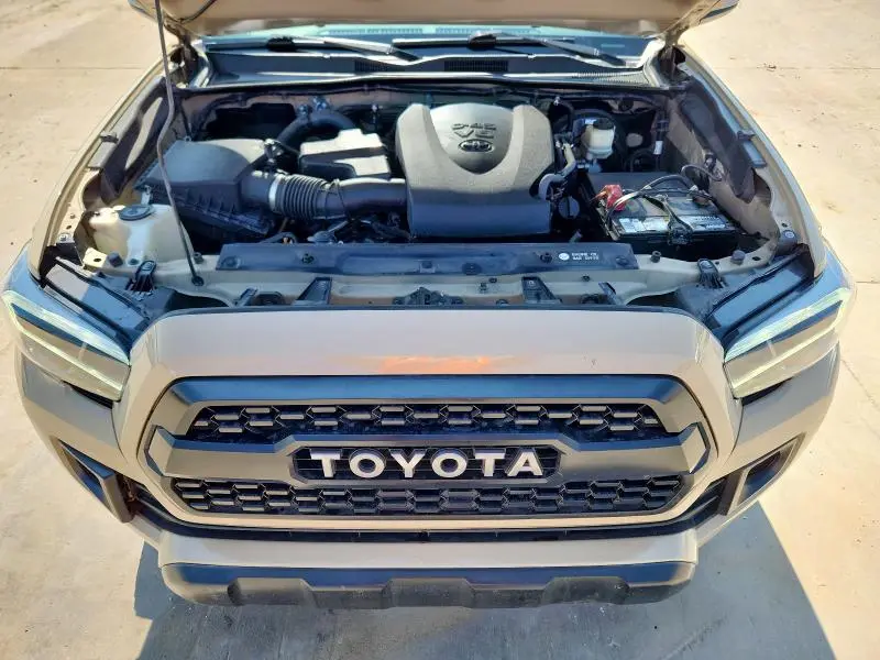 2017 TOYOTA TACOMA DOUBLE CAB  