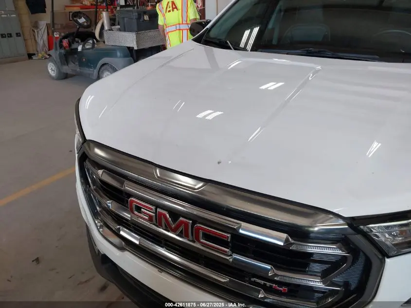 2022 GMC TERRAIN AWD AT4