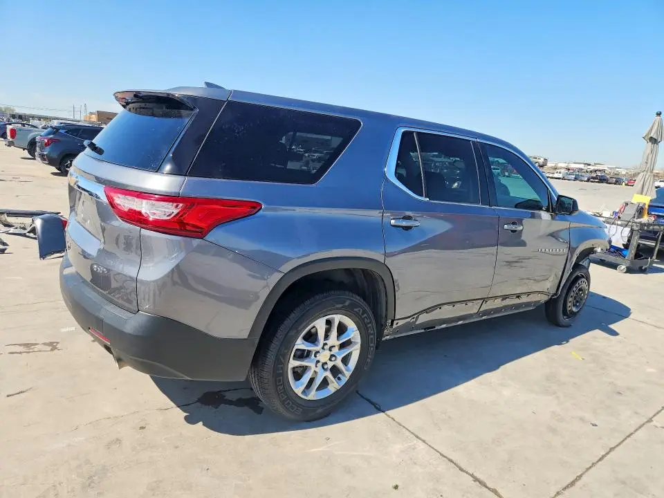 2020 CHEVROLET TRAVERSE LS  