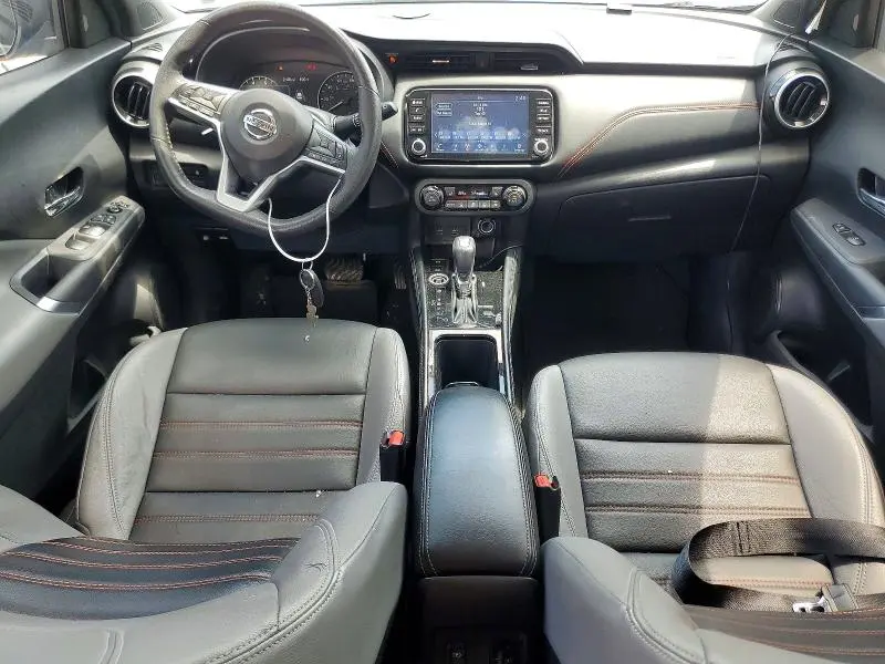 2021 NISSAN KICKS SR  