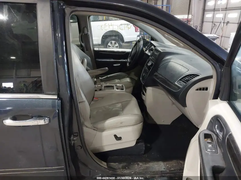 2014 CHRYSLER TOWN & COUNTRY TOURING-L