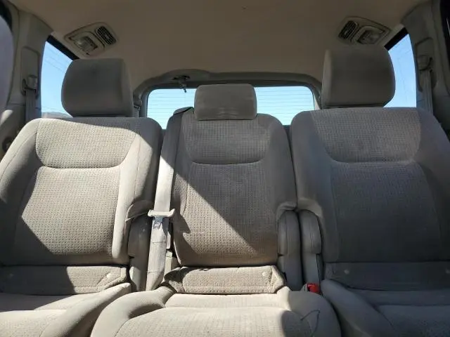2010 TOYOTA SIENNA CE  