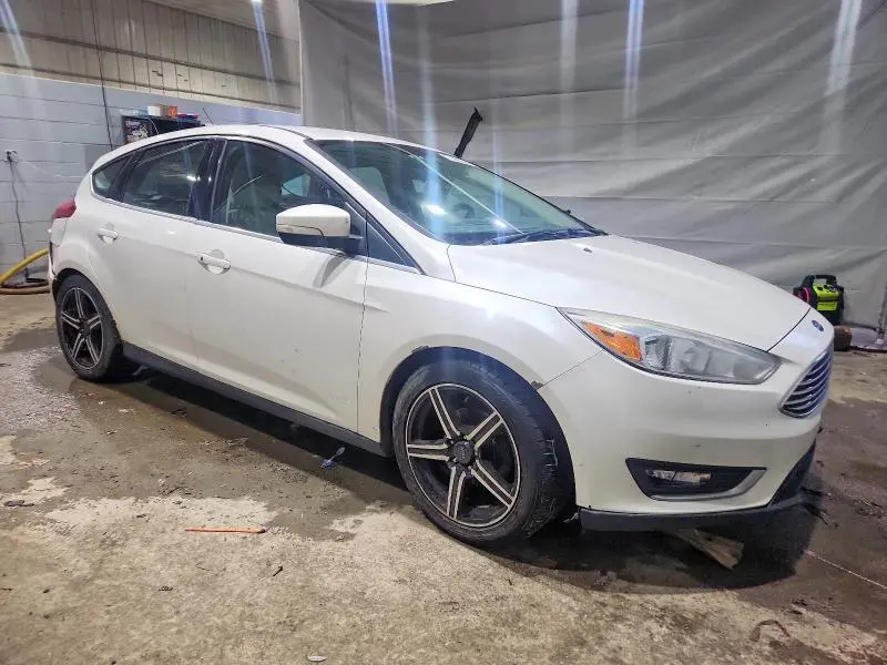 2016 FORD FOCUS TITANIUM  
