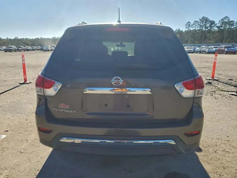 2016 NISSAN PATHFINDER S  