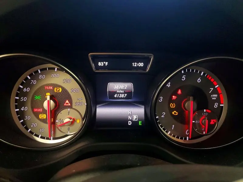 2015 MERCEDES-BENZ GLA 250  