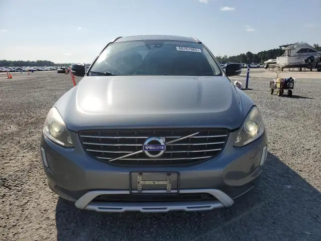 2017 VOLVO XC60 T5 DYNAMIC  