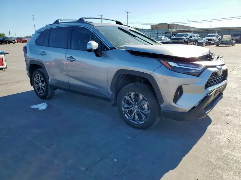 2023 TOYOTA RAV4 XLE PREMIUM  