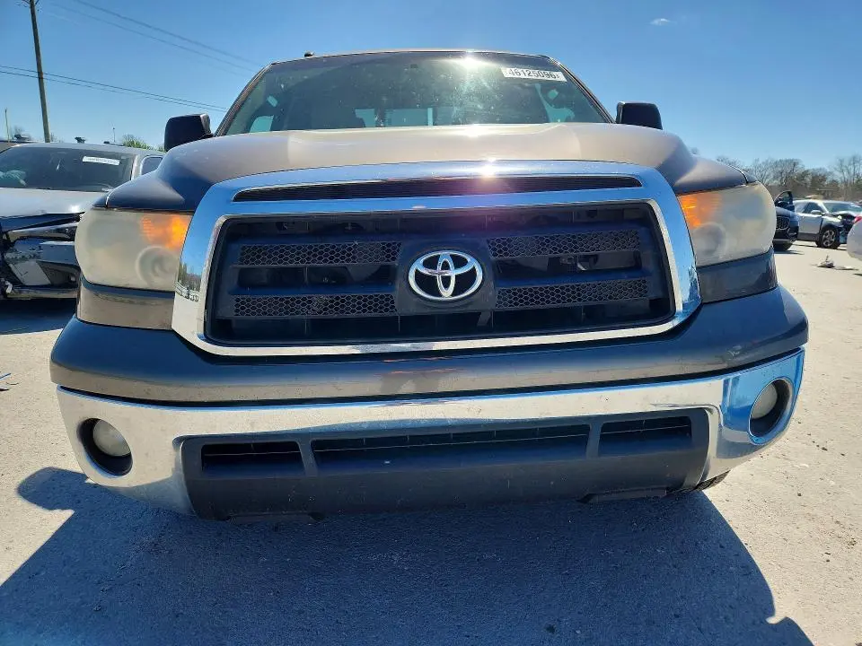 2013 TOYOTA TUNDRA GRADE  