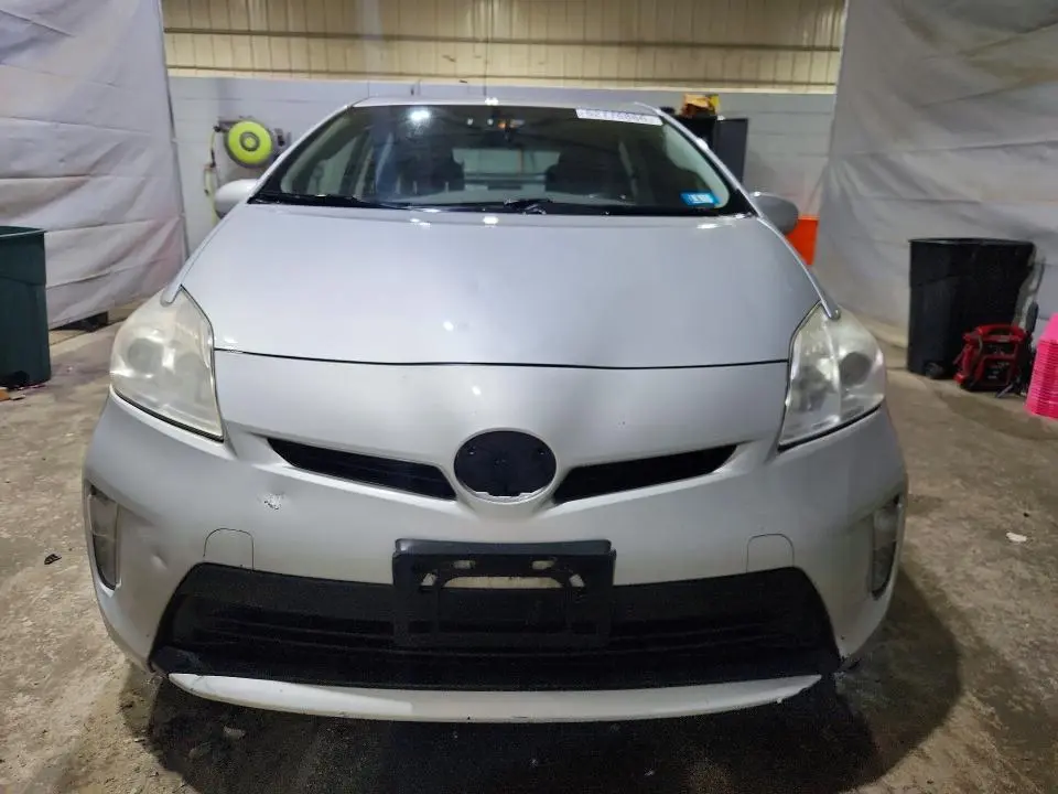 2013 TOYOTA PRIUS TWO  