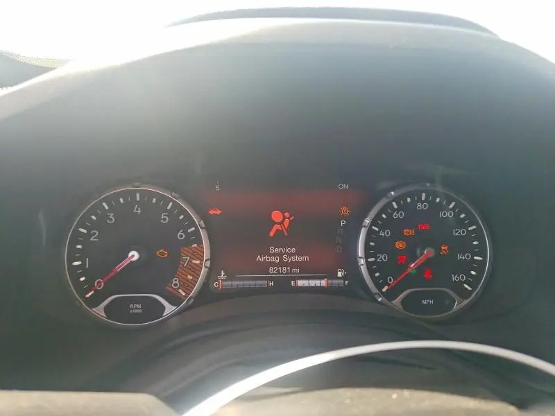 2021 JEEP RENEGADE LATITUDE  