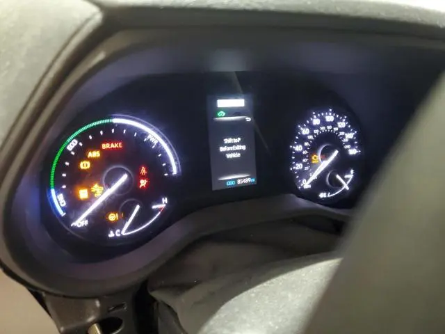 2023 TOYOTA SIENNA LE  