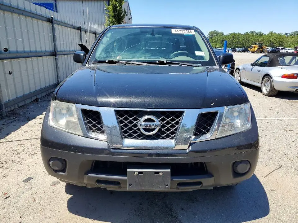 2019 NISSAN FRONTIER SV  