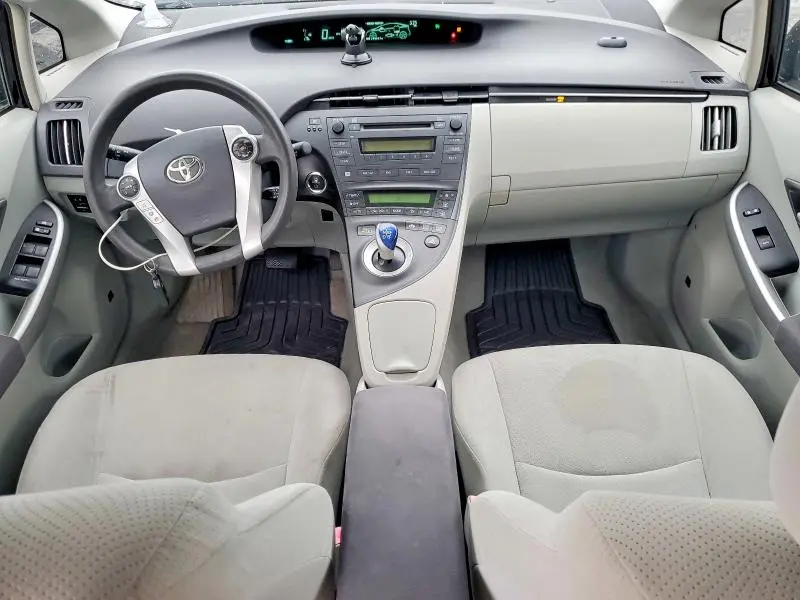 2011 TOYOTA PRIUS THREE  