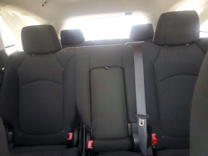 2010 CHEVROLET TRAVERSE LT  