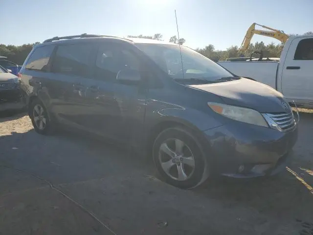 2014 TOYOTA SIENNA XLE  