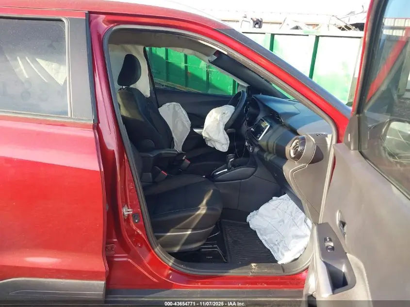 2020 NISSAN KICKS SV XTRONIC CVT