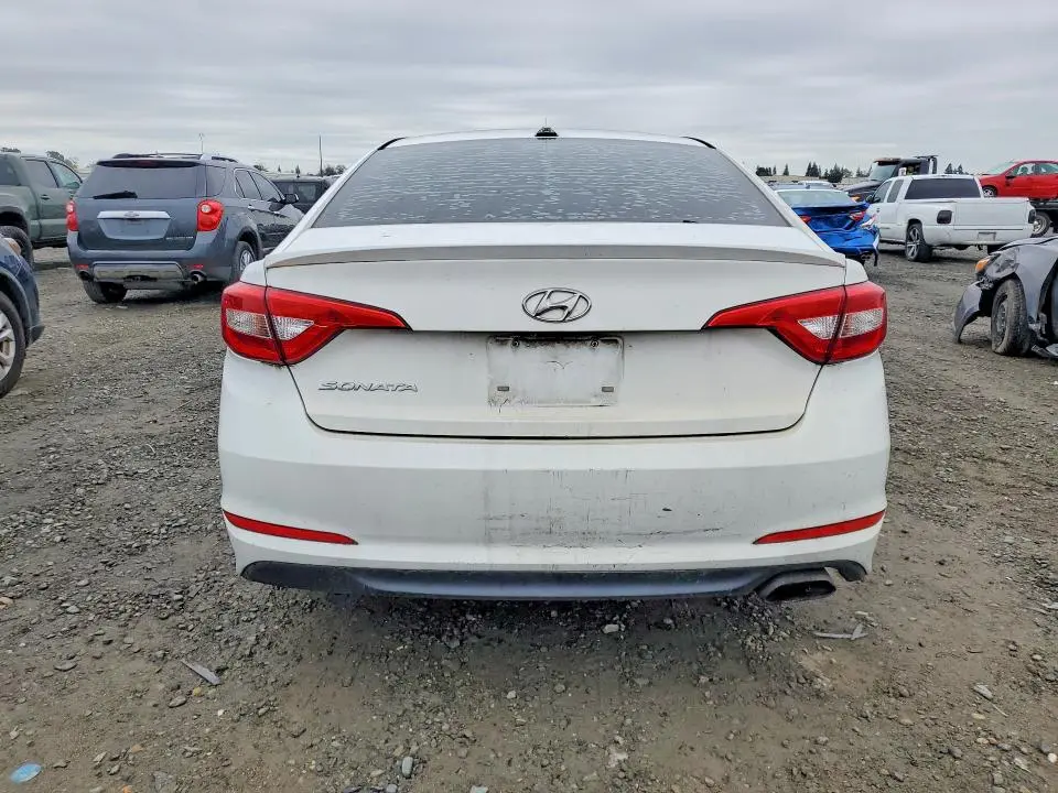 2016 HYUNDAI SONATA SE  