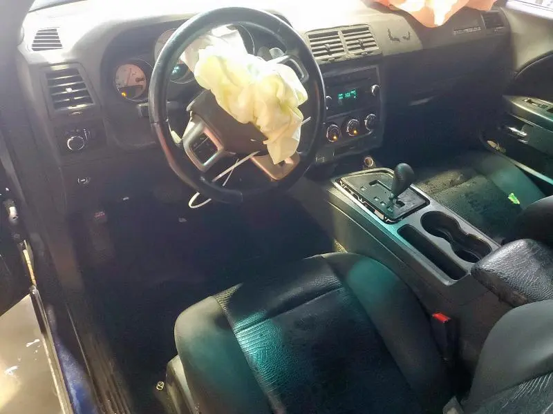 2013 DODGE CHALLENGER SXT  