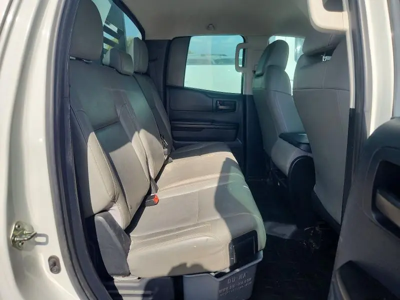 2015 TOYOTA TUNDRA SR  