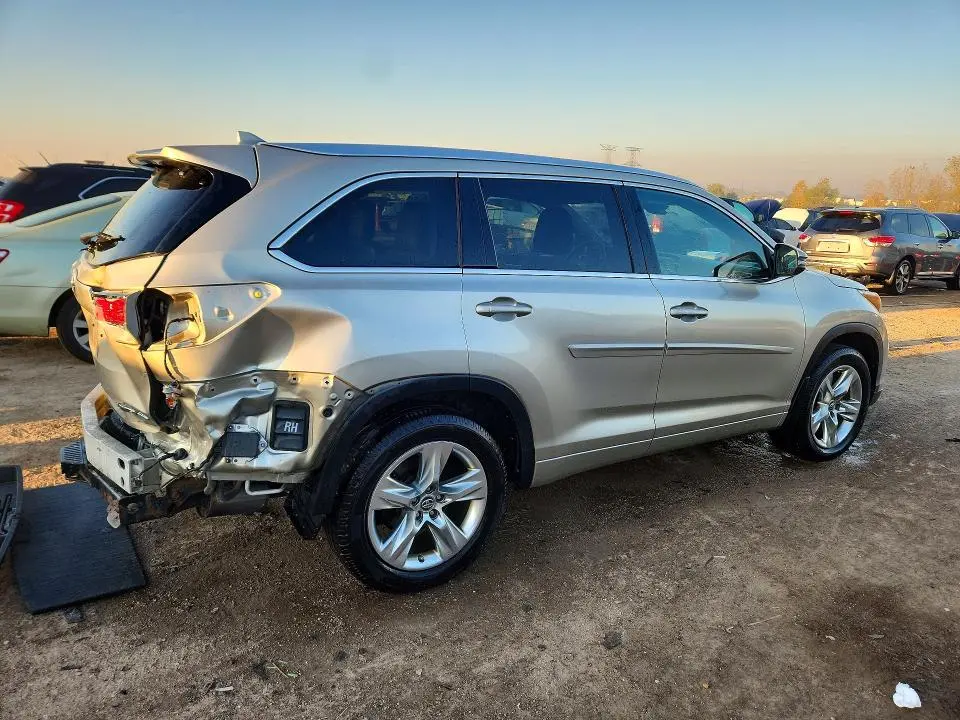 2016 TOYOTA HIGHLANDER LIMITED PLATINUM  