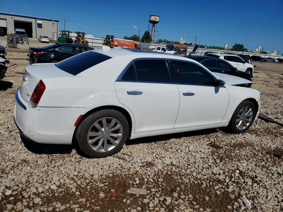 2020 CHRYSLER 300 LIMITED  