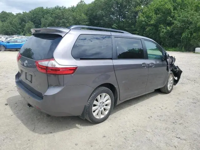 2016 TOYOTA SIENNA XLE  