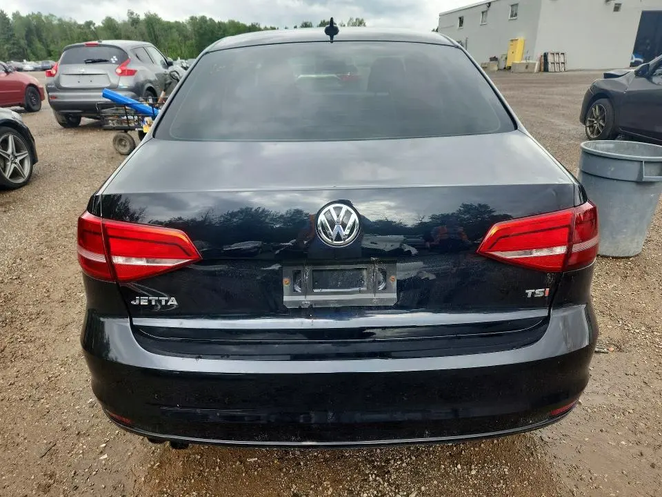 2015 VOLKSWAGEN JETTA   