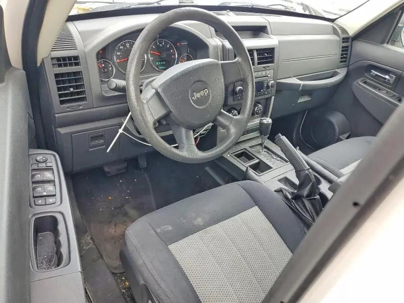 2010 JEEP LIBERTY SPORT  