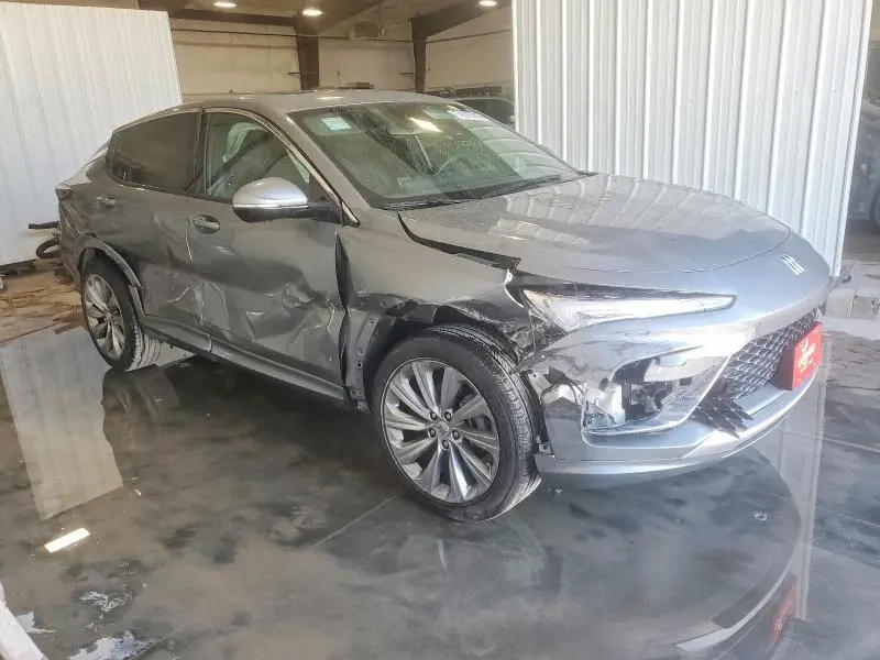 2025 BUICK ENVISTA AVENIR  