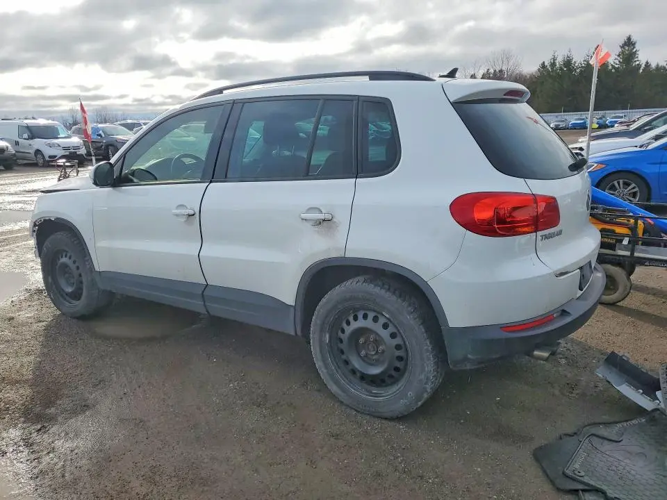 2016 VOLKSWAGEN TIGUAN   