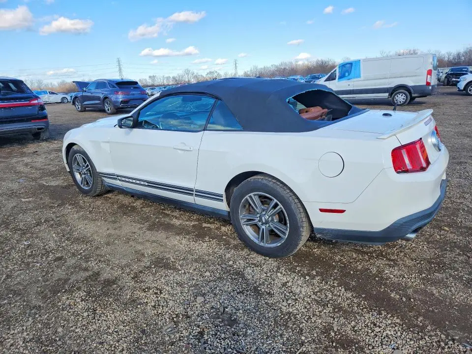 2011 FORD MUSTANG   