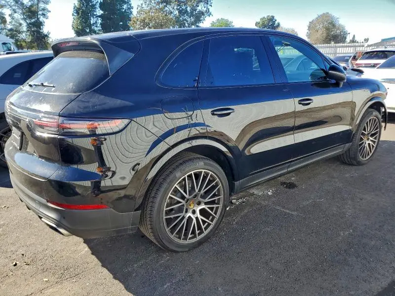 2021 PORSCHE CAYENNE   