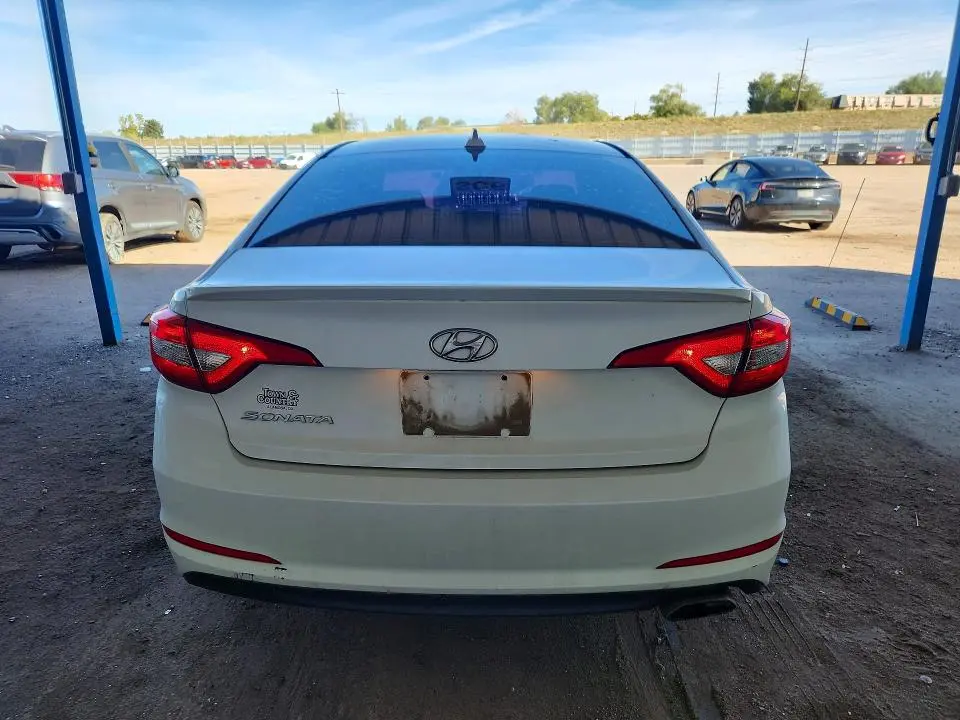 2015 HYUNDAI SONATA SE  