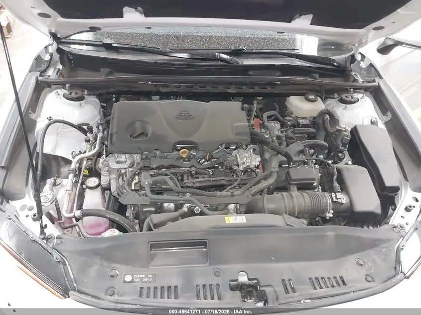 2025 TOYOTA CAMRY XLE