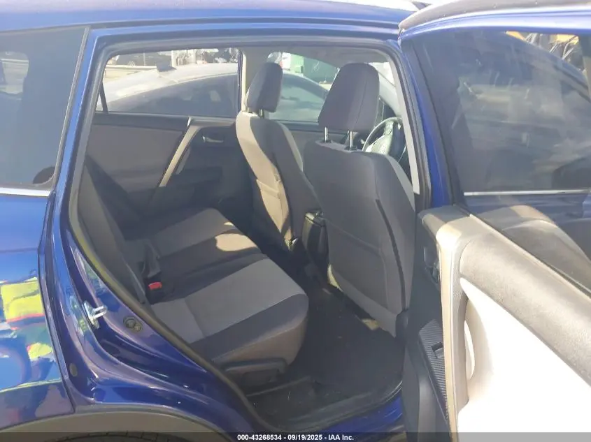 2014 TOYOTA RAV4 XLE