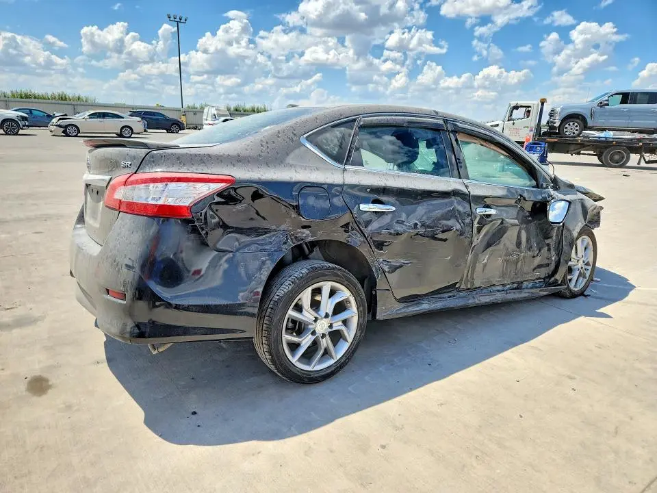 2015 NISSAN SENTRA SR  