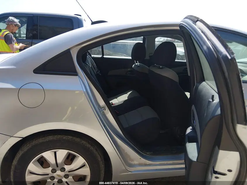 2016 CHEVROLET CRUZE LIMITED LS AUTO