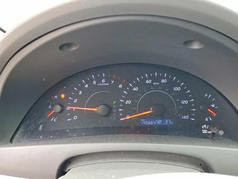 2011 TOYOTA CAMRY LE  