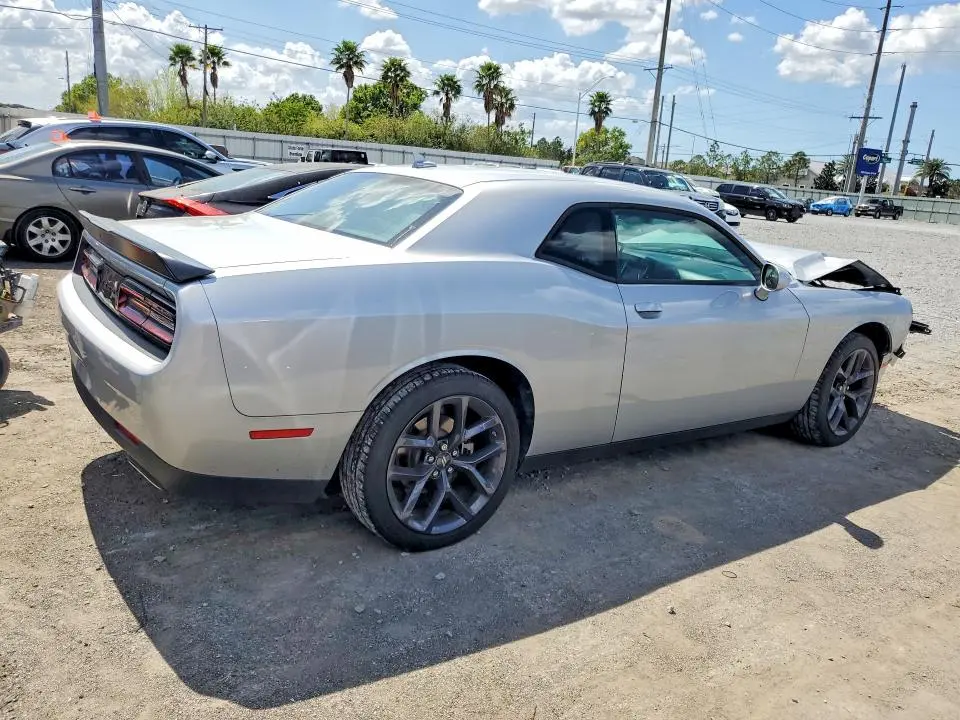 2023 DODGE CHALLENGER SXT  