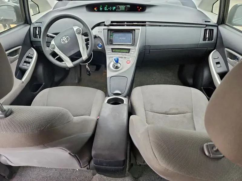 2013 TOYOTA PRIUS   