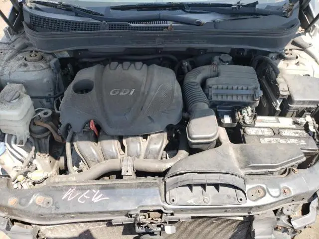 2011 HYUNDAI SONATA SE