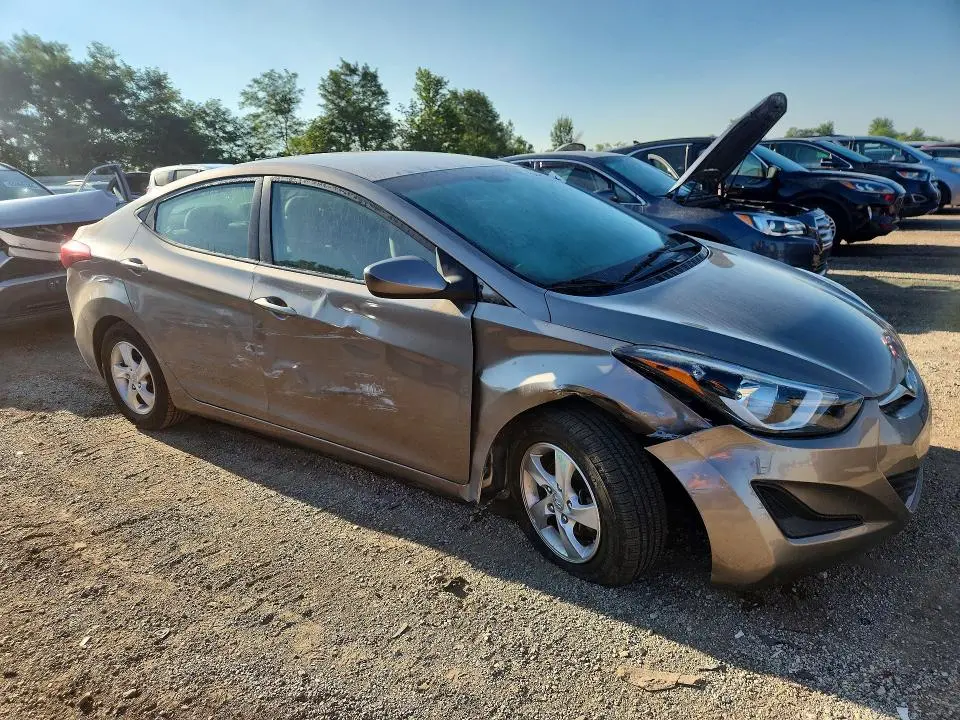 2015 HYUNDAI ELANTRA SE  