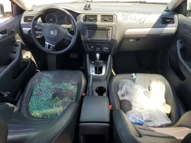 2014 VOLKSWAGEN JETTA SE  