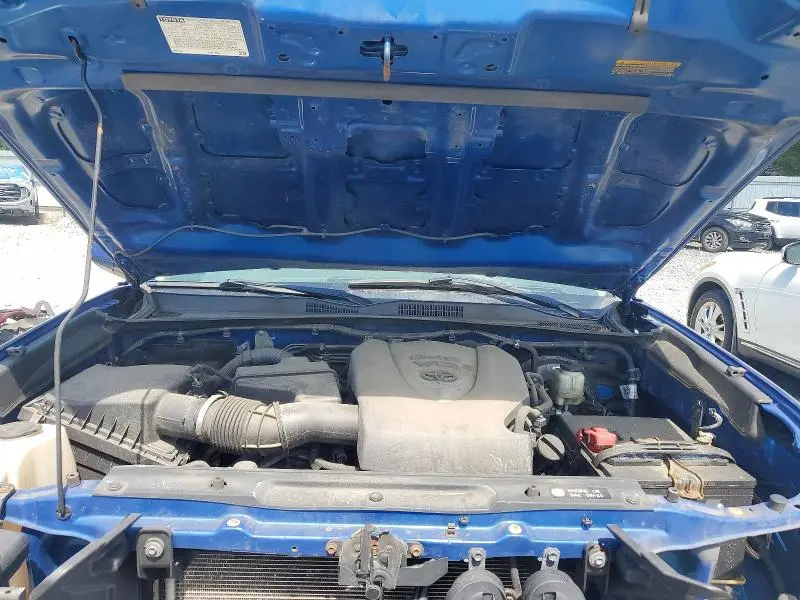 2017 TOYOTA TACOMA SR5 V6  